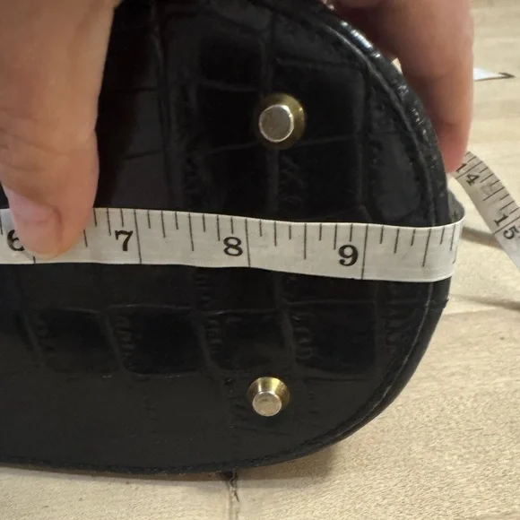 Saks Fifth Avenue Black Croc-Embossed top grain calf leather Crossbody Bag - Picture 13 of 14